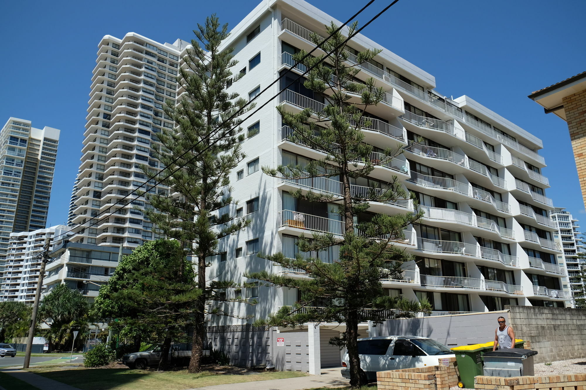 Queensleigh Holiday Apartments บรอดบีช ภายนอก รูปภาพ