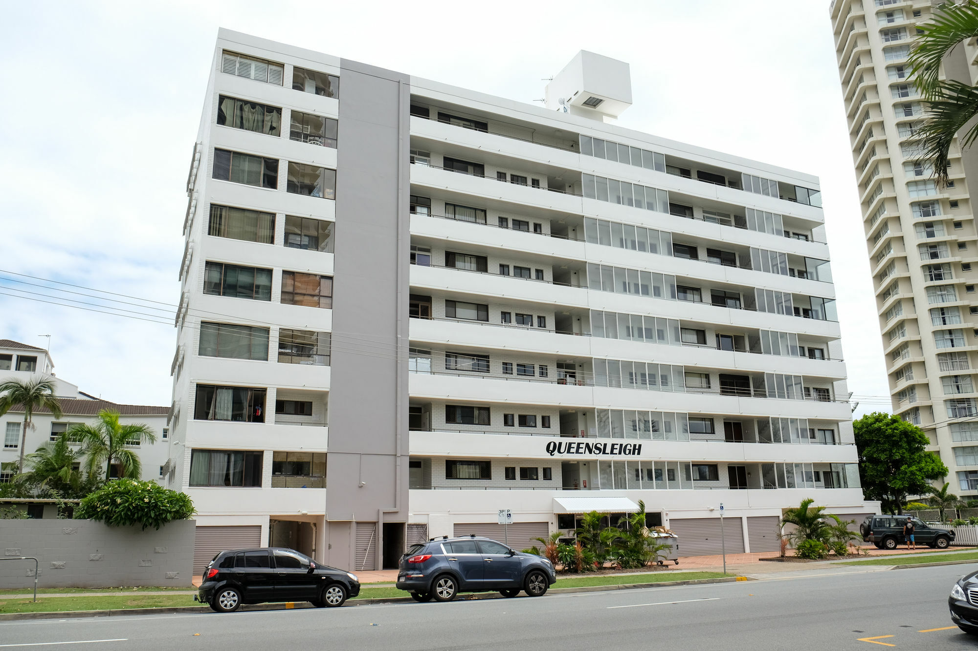 Queensleigh Holiday Apartments บรอดบีช ภายนอก รูปภาพ